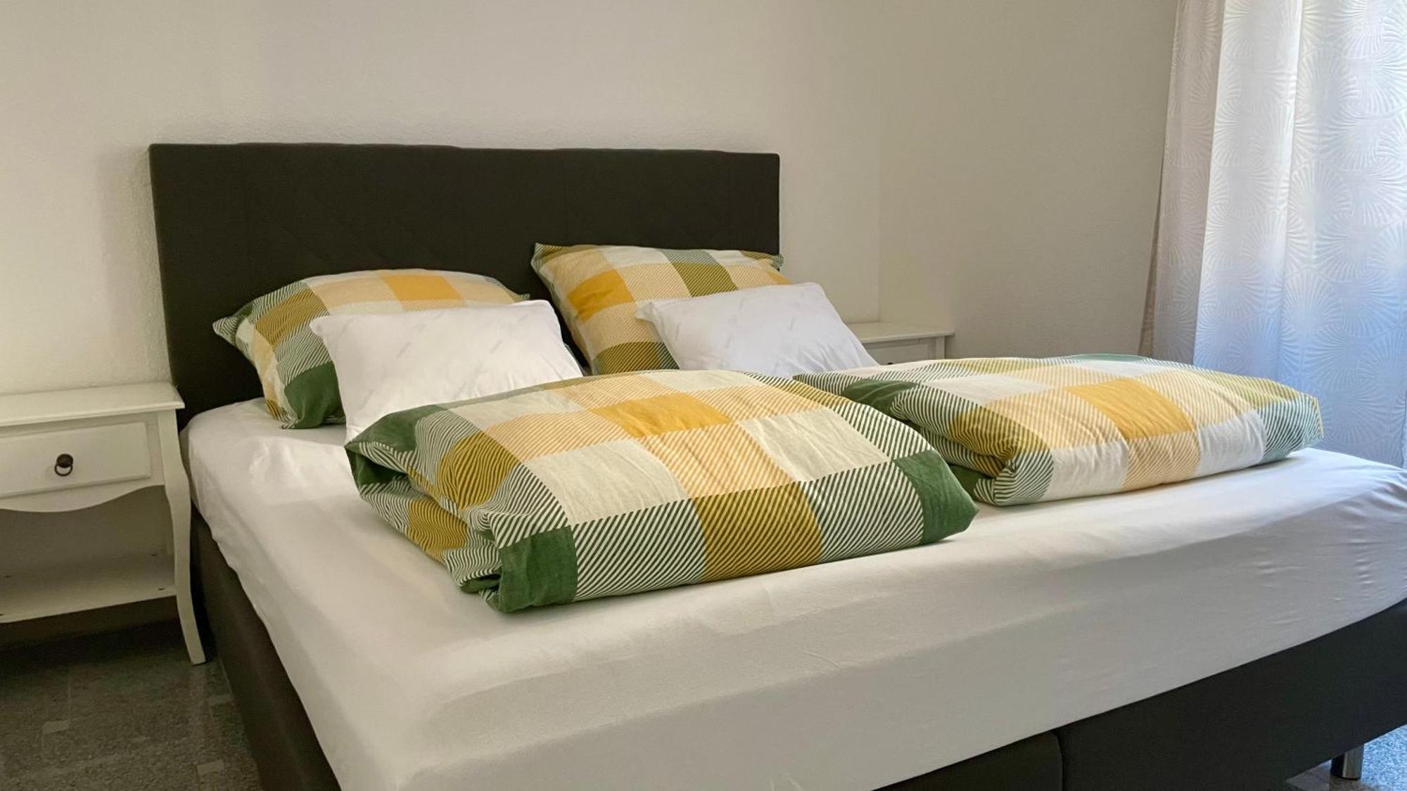 Zentrale, Moderne Wohnung In Грац Экстерьер фото