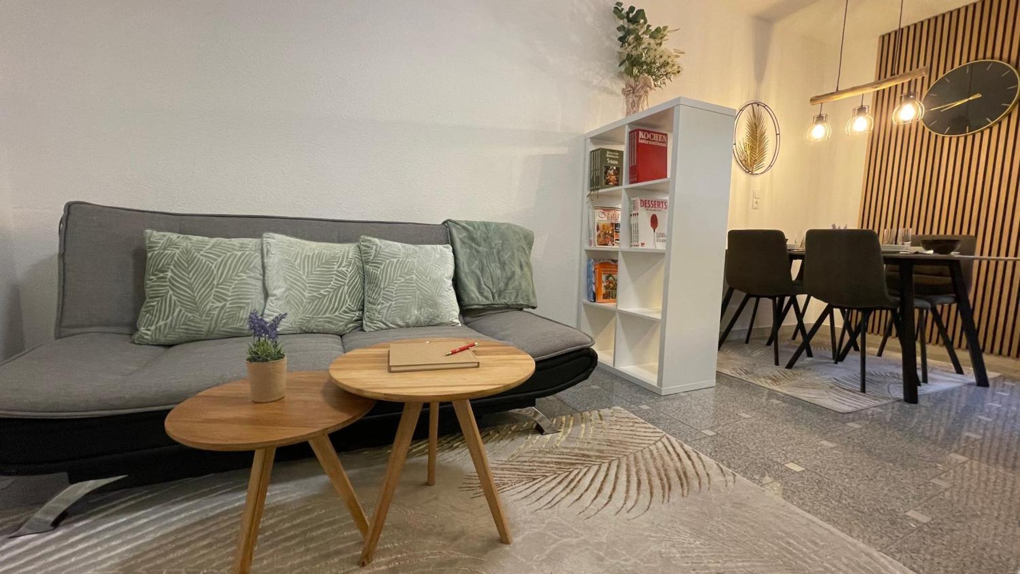 Zentrale, Moderne Wohnung In Грац Экстерьер фото